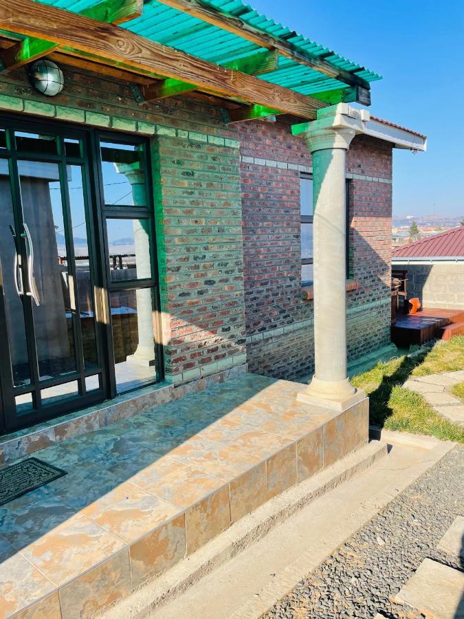 Moh Ville Guest House ماسيرو المظهر الخارجي الصورة